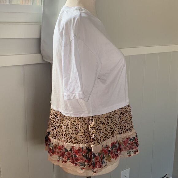 Twinset Milano tee shirt multi print ruffle hem sz small - Picture 3 of 10